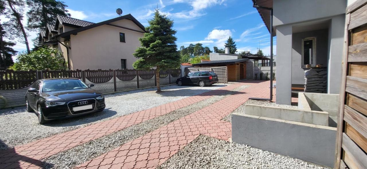 Noclegi Tuszyn M Exterior foto