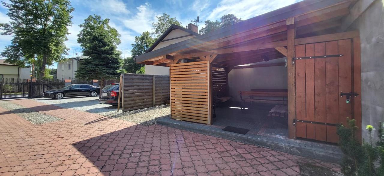Noclegi Tuszyn M Exterior foto